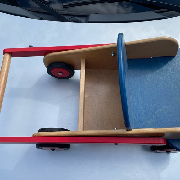 Walker Wagon - Picture 3 of 5